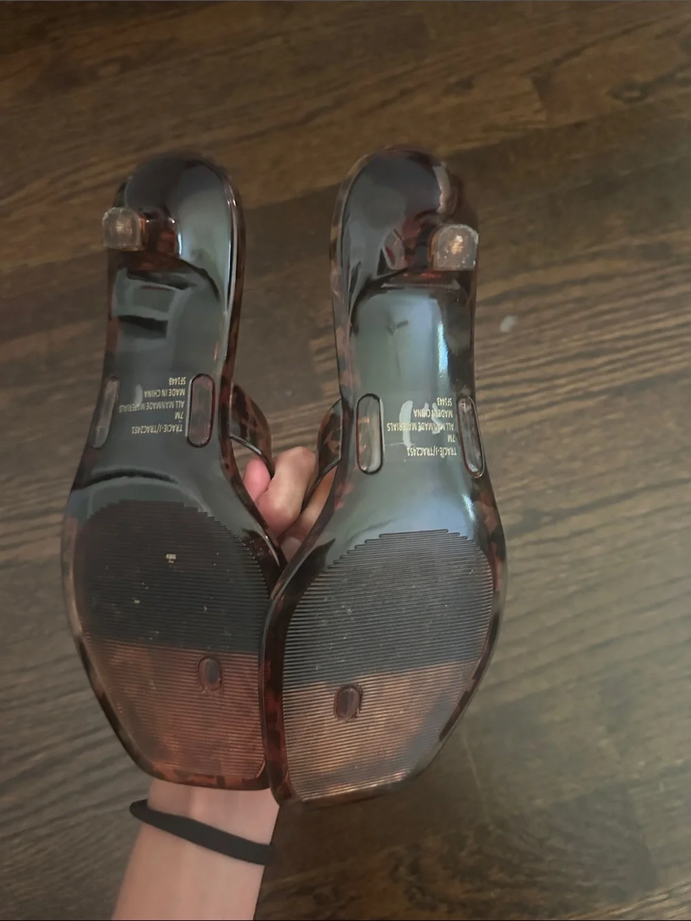 Steve Madden Vintage Tortoiseshell Square-Toe kitten heel sandals- Brown - Picture 2 of 3